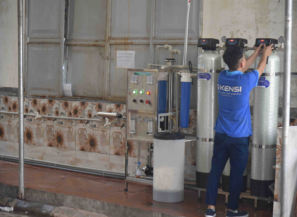 [CẤU TẠO] Của Hệ thống lọc nước công nghiệp xử lý nước giếng khoan KENSI